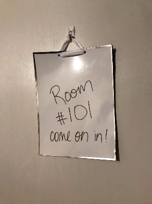 DIY Dry Erase Magnet Sign